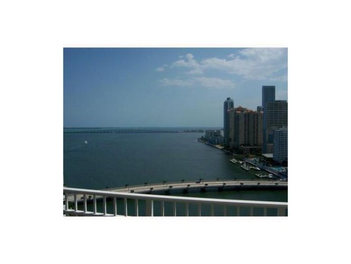 701 BRICKELL KEY BL # 1102, Miami, FL 33131