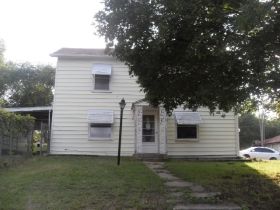 301 Elmore Street, Lecompton, KS 66050