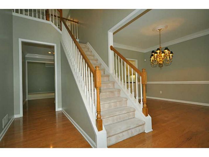 213 Ivy Glen Circle, Avondale Estates, GA 30002