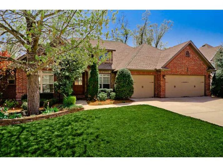 3904 NE CADBURY AVE, Bentonville, AR 72712
