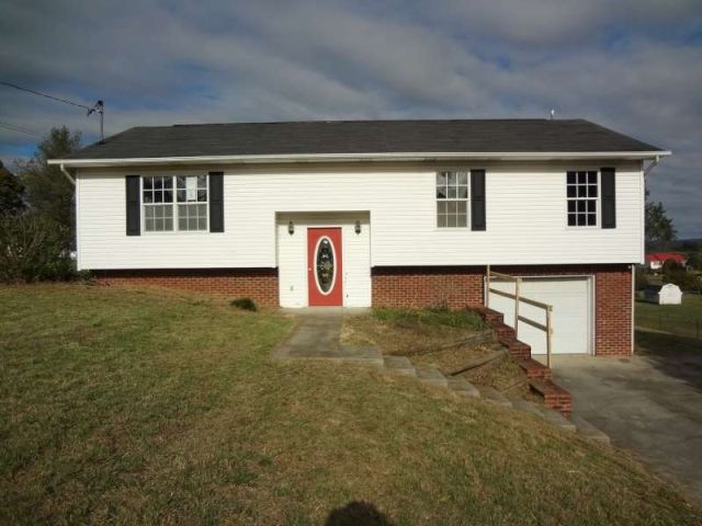 156 Austin Dr, Rogersville, TN 37857