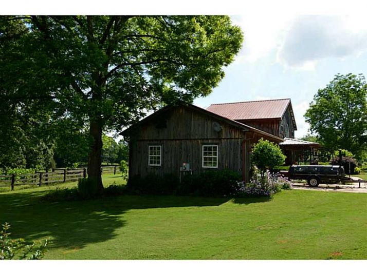 915 County Road 229 Highway, Social Circle, GA 30025