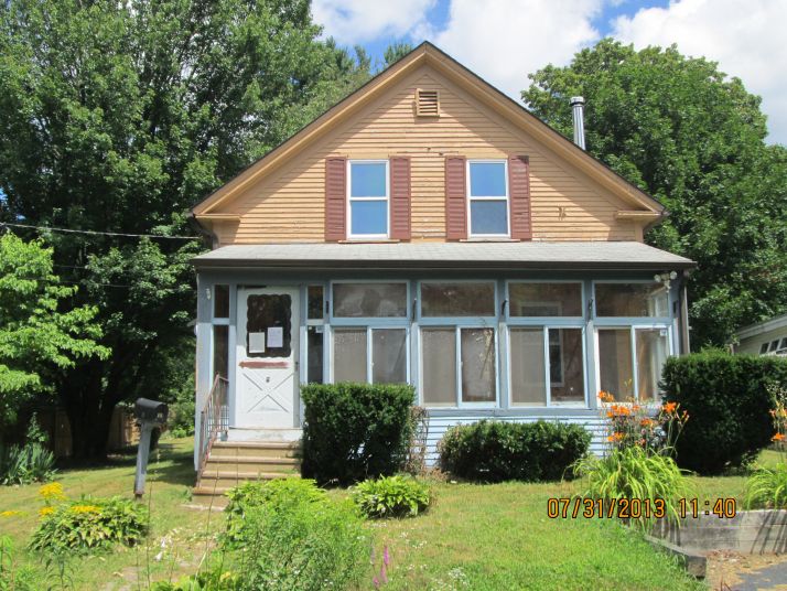 16 Cedar St, Winchendon, MA 01475