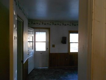 802 Henry St, Saint Clair, MI 48079