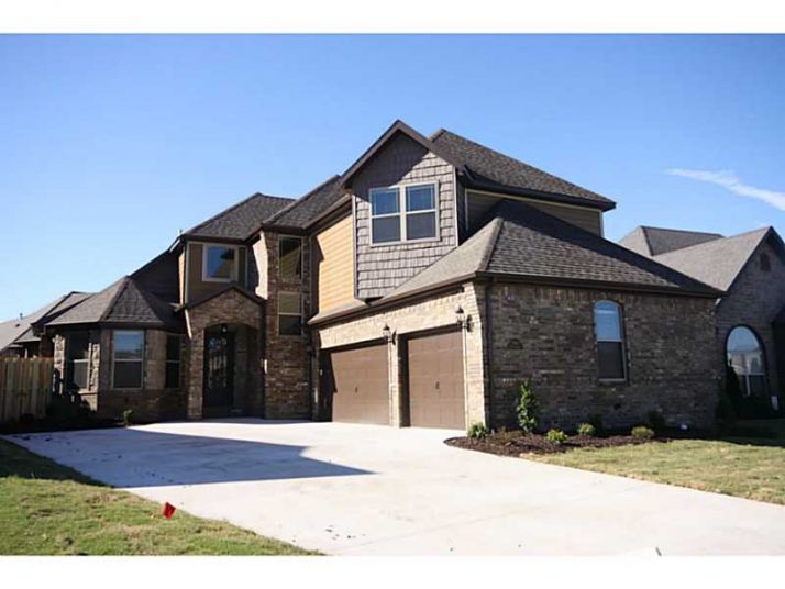 3505 SW CROSSWIND BLVD, Bentonville, AR 72712