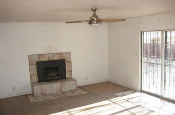 2513 Los Compadres NW, Albuquerque, NM 87120