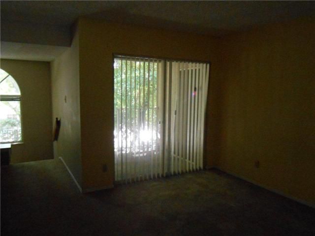 10521 SW 157 PL # 202, Miami, FL 33196
