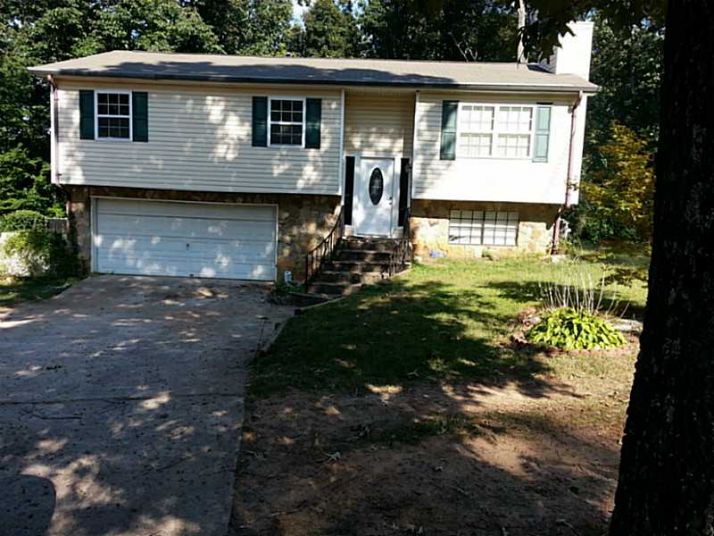 5836 Oak Court, Douglasville, GA 30135