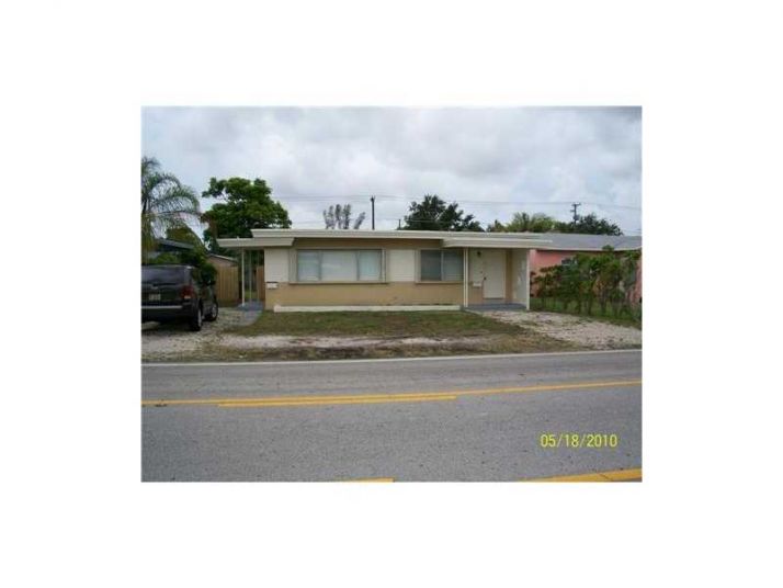 2456 JOHNSON ST, Hollywood, FL 33020