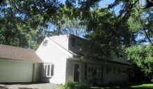 24483 Wistaria Dr Farmington, MI 48336