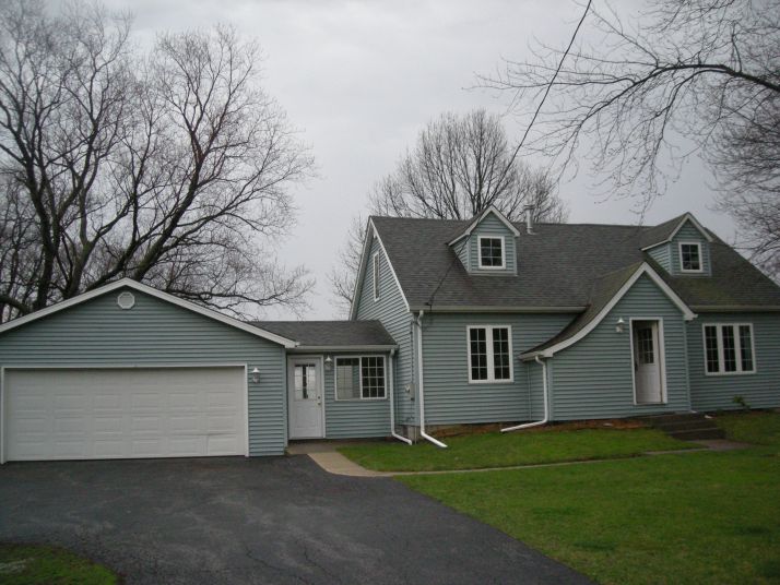 25949 South Klemme Road, Crete, IL 60417
