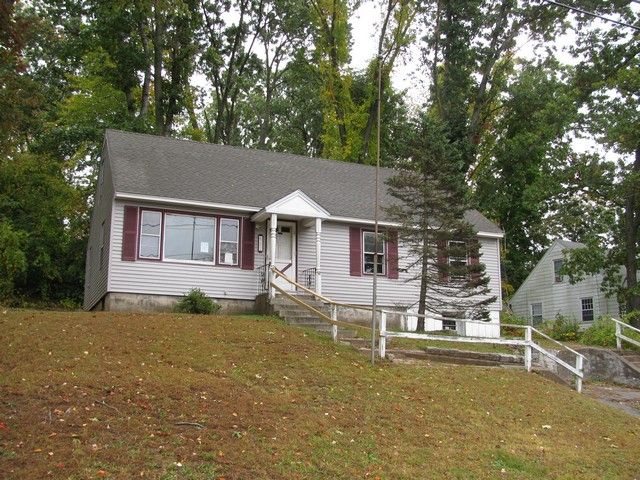 203 Hillcrest Avenue, West Springfield, MA 01089