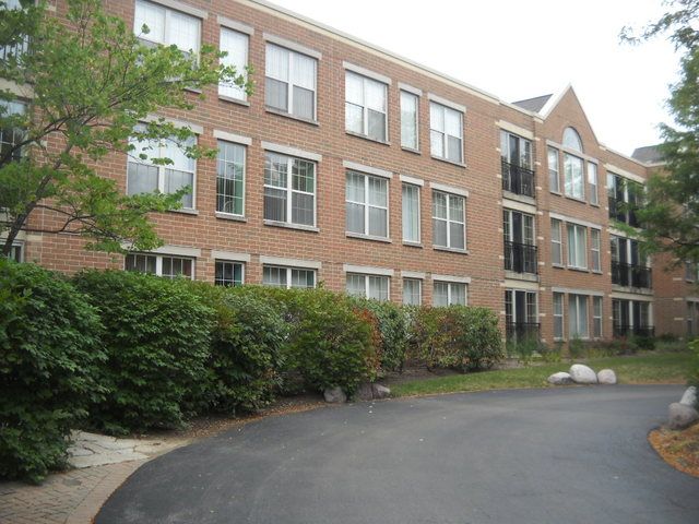 1625 Glenview Rd Unit 213, Glenview, IL 60025