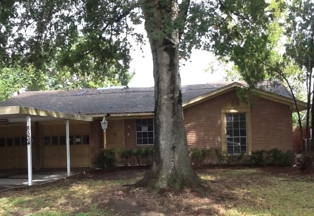 8534 Cedel Dr, Houston, TX 77055