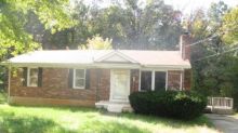 196 Kentucky Cir Radcliff, KY 40160