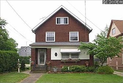 Robbins Ave, Niles, OH 44446