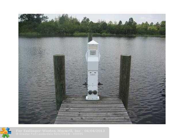 13 PENNSYLVANIA AVE, Stuart, FL 34997