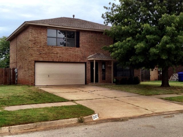 2421 Glen Oaks Driv, Norman, OK 73071