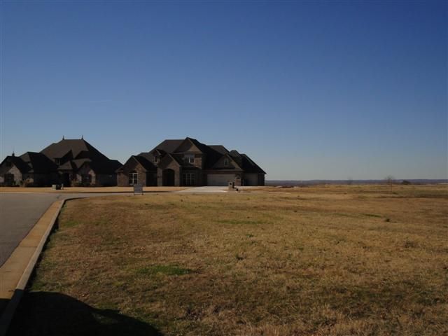 601 Crescent Dr., Fort Smith, AR 72916
