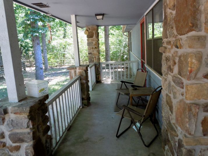 30 Nokonda Rd, Cherokee Village, AR 72529