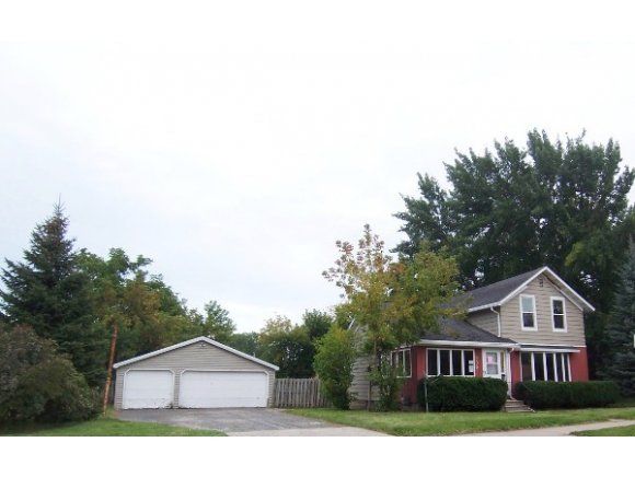 336 Fort Howard Ave, De Pere, WI 54115
