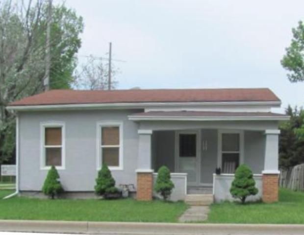 802 Third Avenue, Morris, IL 60450