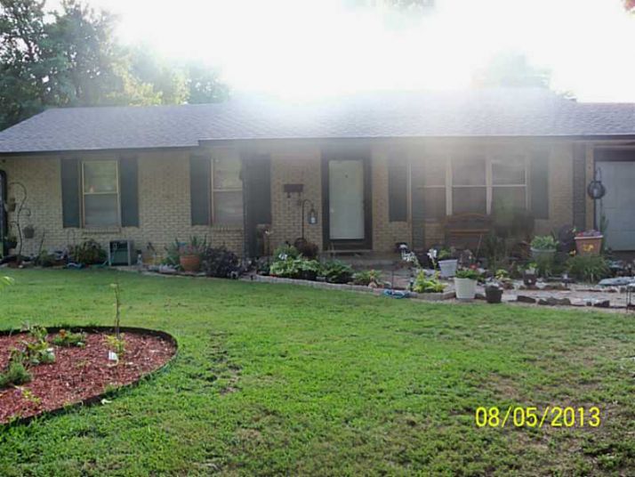 408 CARLTON ST, Springdale, AR 72762