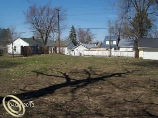 1615 Griswold St, Port Huron, MI 48060