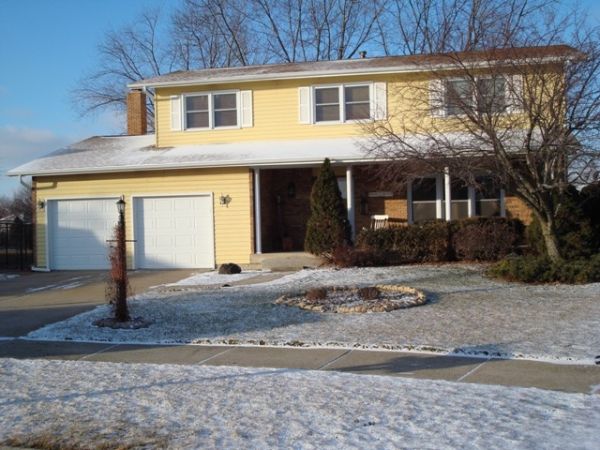 15742 La Paz Court, Oak Forest, IL 60452
