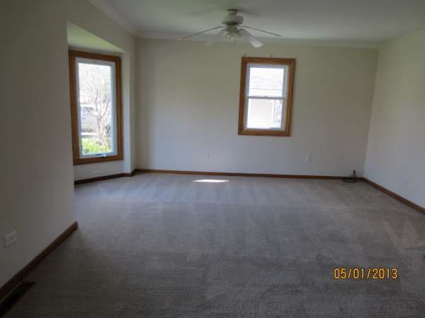 3904 N Washington St, Westmont, IL 60559
