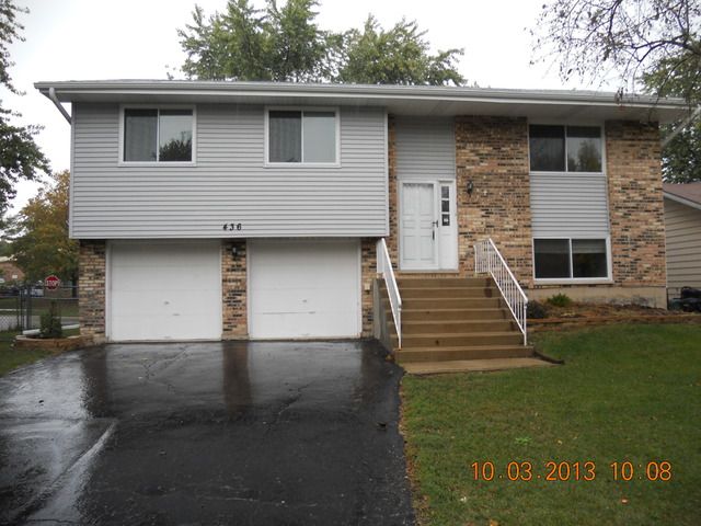 436 Fernwood Dr, Westmont, IL 60559
