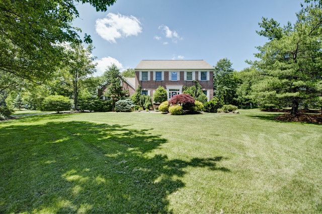 100 SWALLOW CT, North Wales, PA 19454