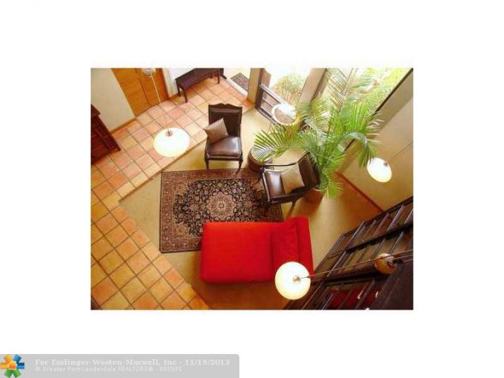 1055 99TH AV, Fort Lauderdale, FL 33322