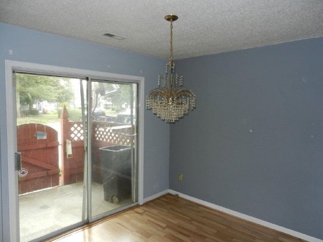 1 Tamarisk Quay Apt C, Hampton, VA 23666