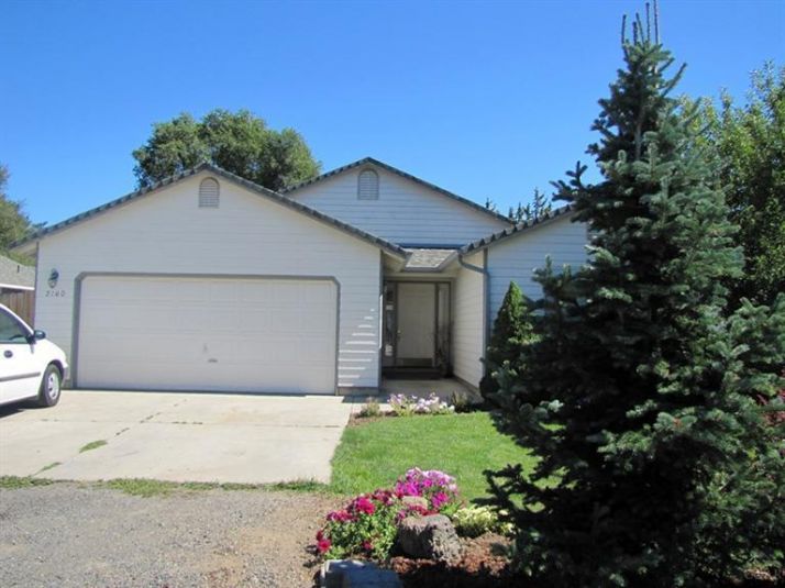 2160 Sw 24th St, Redmond, OR 97756