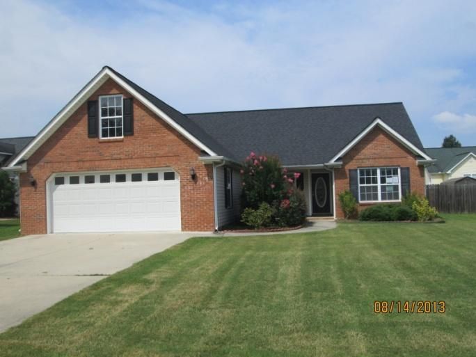 365 Century Dr, Rossville, GA 30741