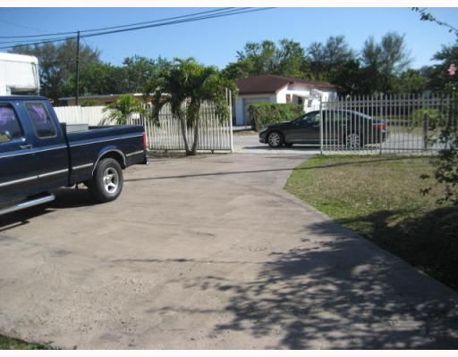 1445 NW 69 TE, Miami, FL 33147