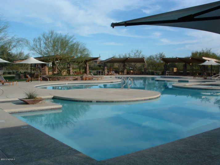3683 E LOUISE Drive, Phoenix, AZ 85050