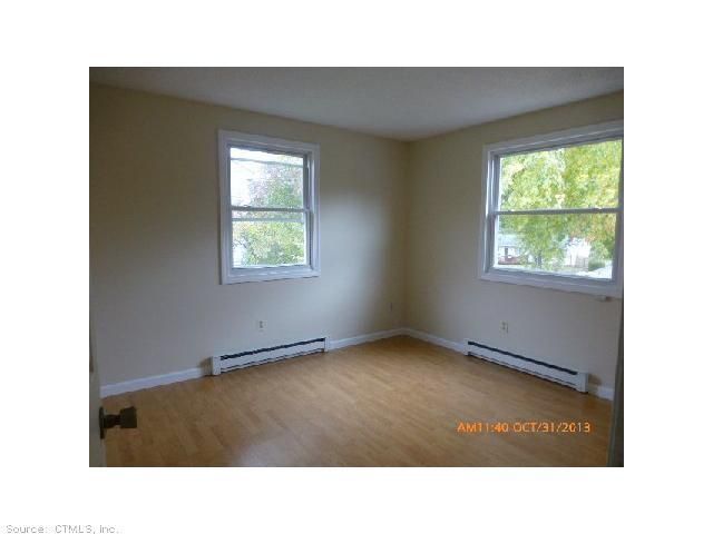 299 Bee St, Meriden, CT 06450