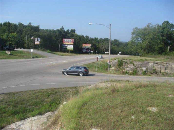 61 Denton Ferry Road, Cotter, AR 72626
