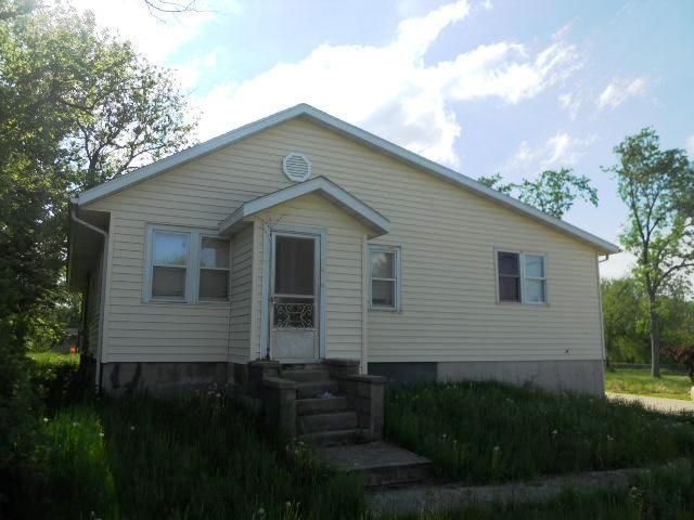 1210 Division Street, Beloit, WI 53511