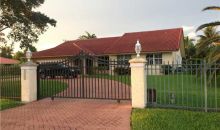 9901 SW 58 ST Miami, FL 33173