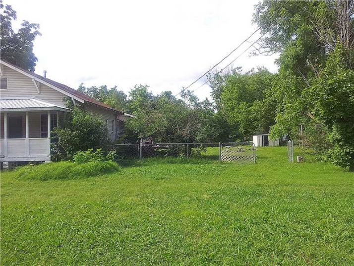 411 E. Franklin, Siloam Springs, AR 72761