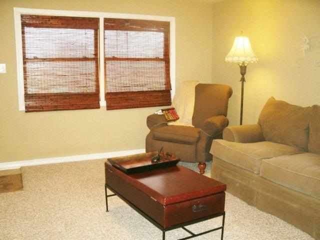 604 Girard Street, Flippin, AR 72634