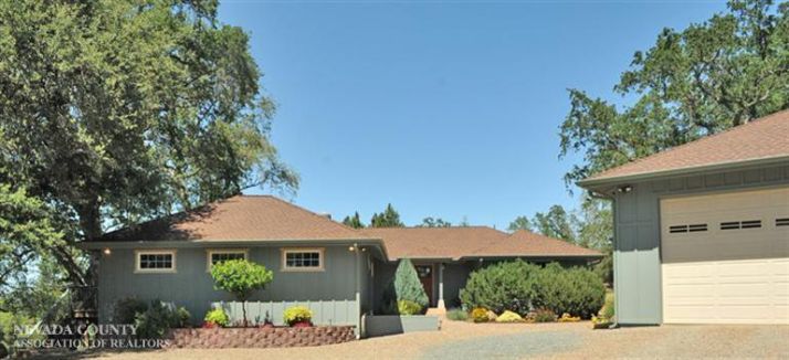 17391 Friendly Valley Pl, Grass Valley, CA 95949