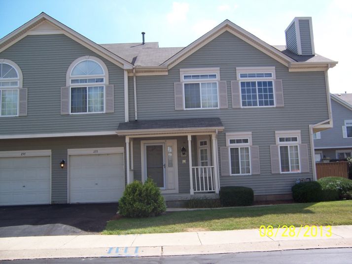 255 Nautical Way, Elgin, IL 60123