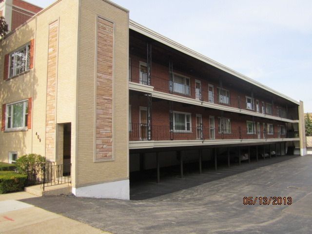 409 Lathrop Ave Apt 1d, River Forest, IL 60305