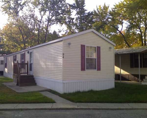 20832 Tuck Rd. #94, Farmington, MI 48336