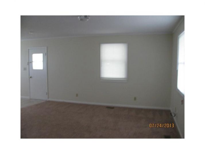 201/203 E KENWOOD ST, Siloam Springs, AR 72761