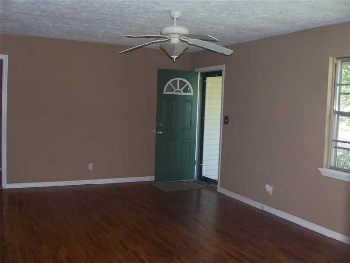 117 BRITT N., Siloam Springs, AR 72761